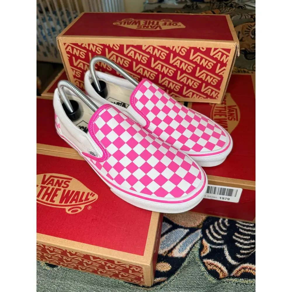 BRAND NEW Vans Slip On Pink/White Men 8/Women 9.5
